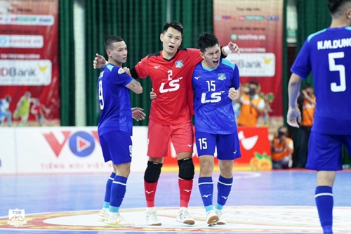 Thái Sơn Nam vô địch Futsal HDBank Cup, Nguyễn Thùy Linh không cần thi đấu cũng đăng quang cầu lông