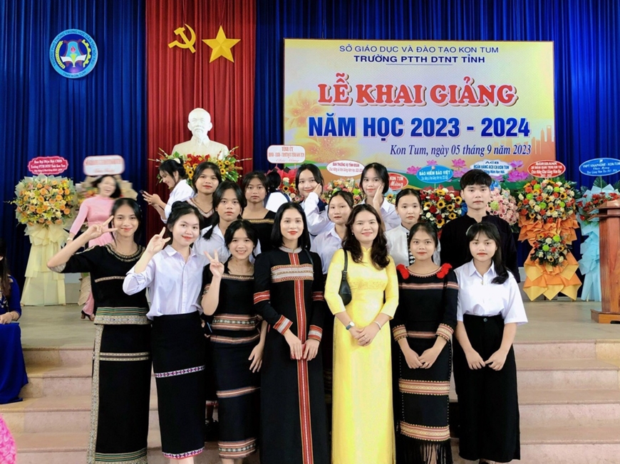 <a title="Báo Quân đội nhân dân | Tin tức quân đội, quốc phòng | Bảo vệ Tổ quốc" style="text-align:center;" href="https://www.qdnd.vn"><img src="https://file3.qdnd.vn/data/images/0/2021/08/11/linh/bannerv2.png" class="vllogo"></a>