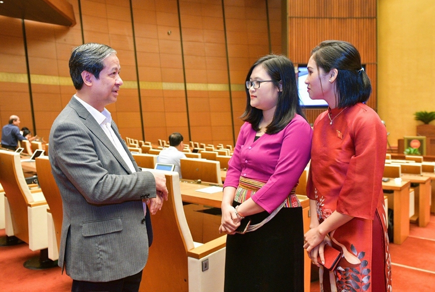 <a title="Báo Quân đội nhân dân | Tin tức quân đội, quốc phòng | Bảo vệ Tổ quốc" style="text-align:center;" href="https://www.qdnd.vn"><img src="https://file3.qdnd.vn/data/images/0/2021/08/11/linh/bannerv2.png" class="vllogo"></a>