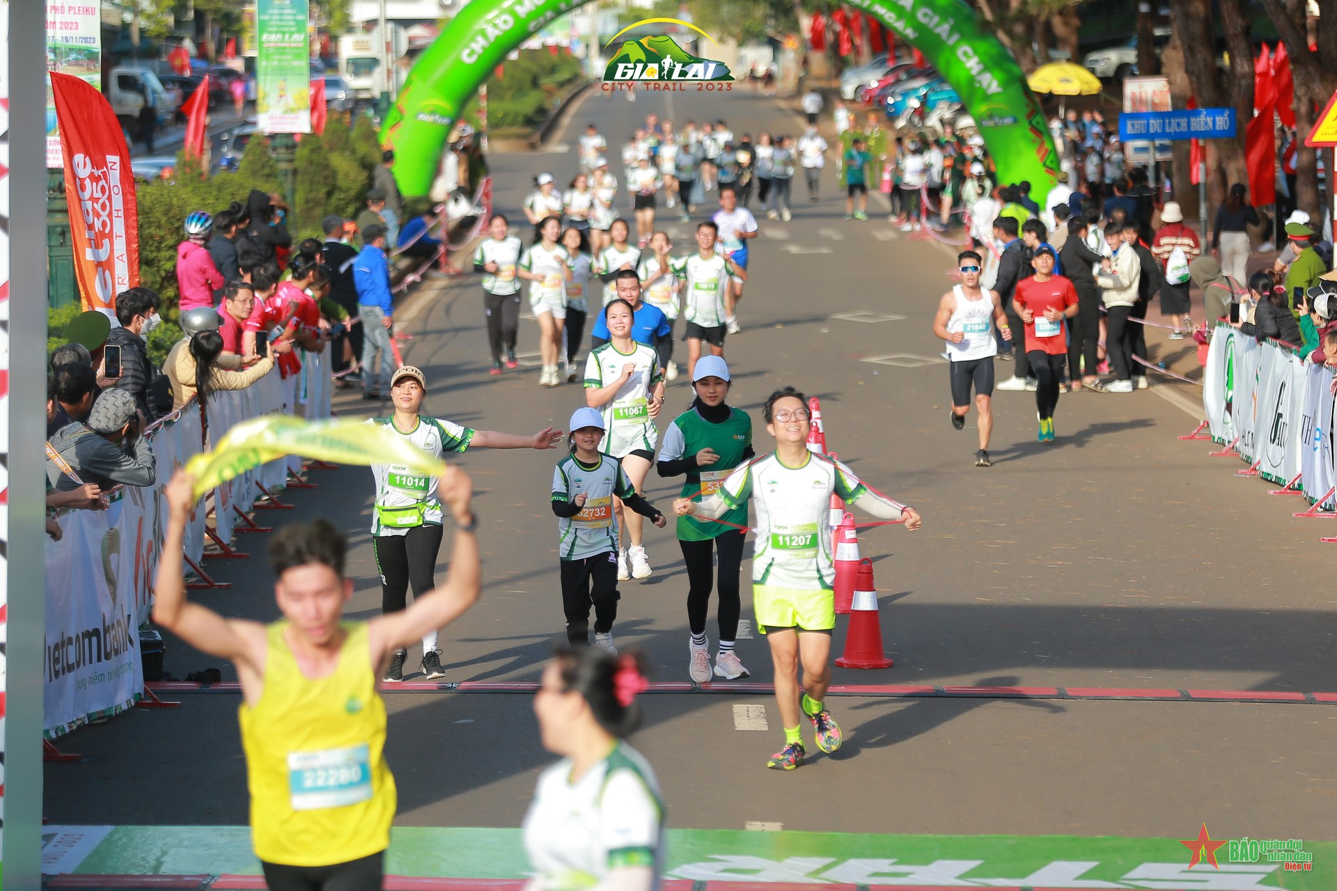 Các vận động viên đua tài tại Gia Lai City Trail - Giấc mơ đại ngàn