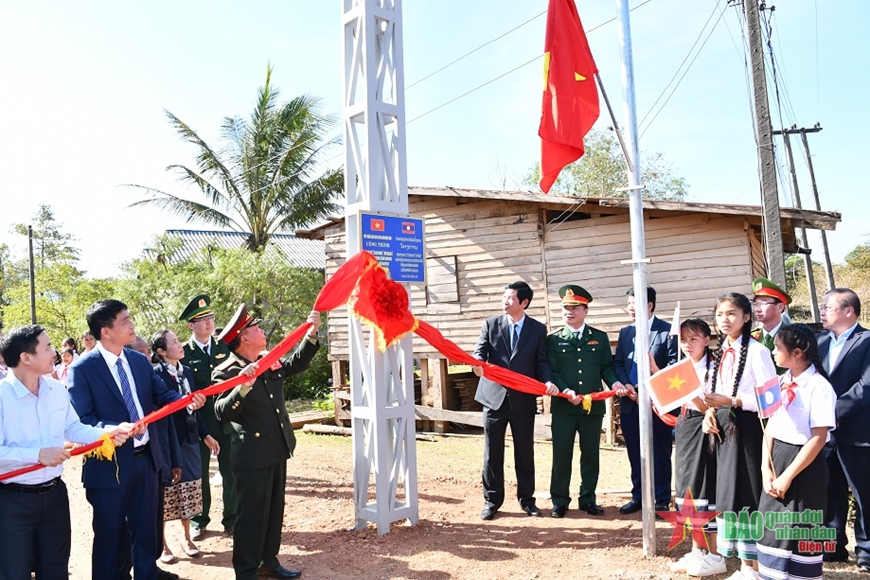 Nhiều hoạt động thiết thực trong chương trình kết nghĩa cụm dân cư hai bên biên giới