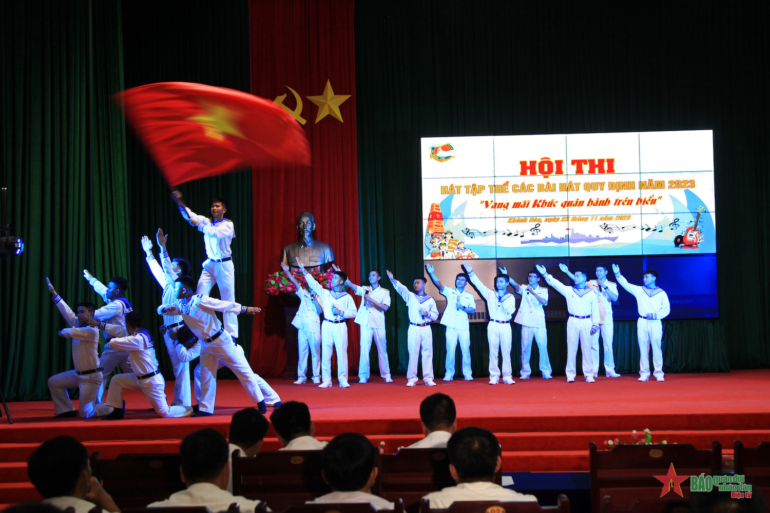 Hội thi “Vang mãi Khúc quân hành trên biển” ở Lữ đoàn 162