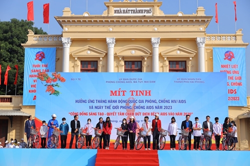Việt Nam quyết tâm kết thúc bệnh AIDS vào năm 2030