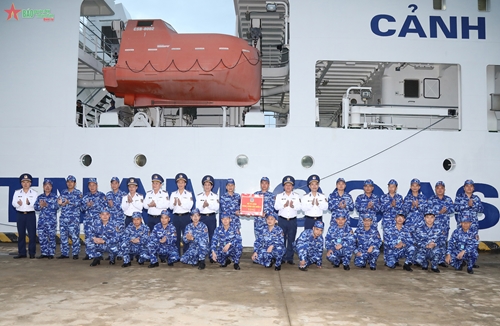 Tàu CSB 8002 tham gia tuần tra liên hợp và thăm, giao lưu tại Trung Quốc