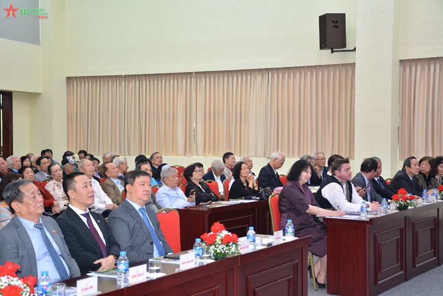 Các đại biểu tham dự gặp gỡ hữu nghị Việt Nam-Romania. (Ảnh: Hoàng Vũ)