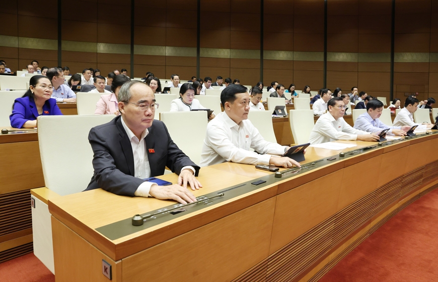 Quốc hội thông qua Luật Căn cước