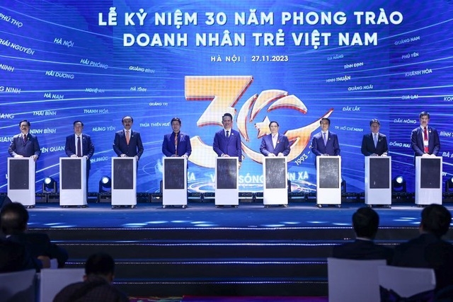 Thủ tướng Phạm Minh Chính: Chính phủ tiếp tục đồng hành cùng đội ngũ doanh nhân, doanh nhân trẻ