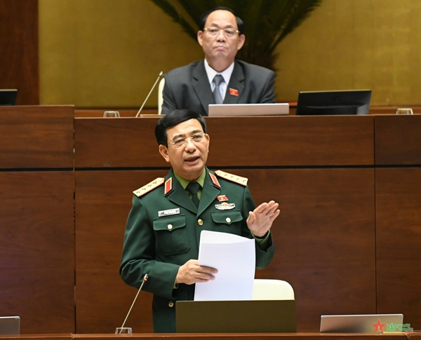 Đại tướng Phan Văn Giang giải trình ý kiến đại biểu Quốc hội về công nghiệp quốc phòng