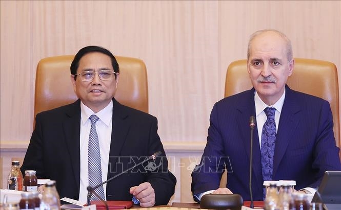 Thủ tướng Chính phủ Phạm Minh Chính gặp Chủ tịch Quốc hội Thổ Nhĩ Kỳ
