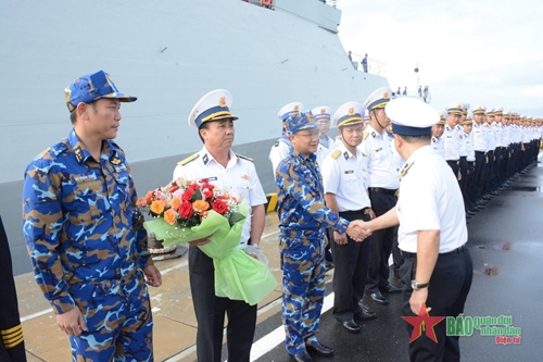 Đoàn công tác Hải quân kết thúc tốt đẹp chuyến công tác tại Trung Quốc

