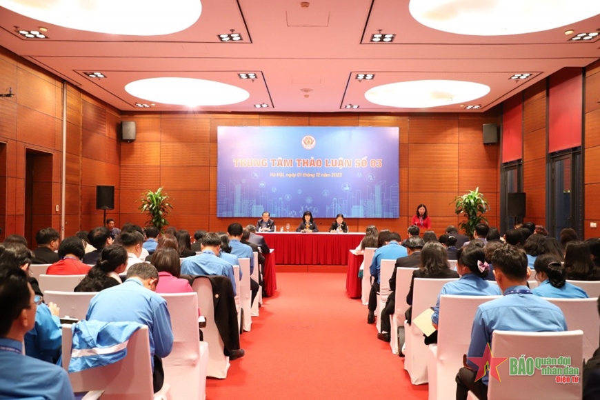 Đại hội XIII Công đoàn Việt Nam: Đóng góp nhiều ý kiến tâm huyết, trách nhiệm vào văn kiện Đại hội​