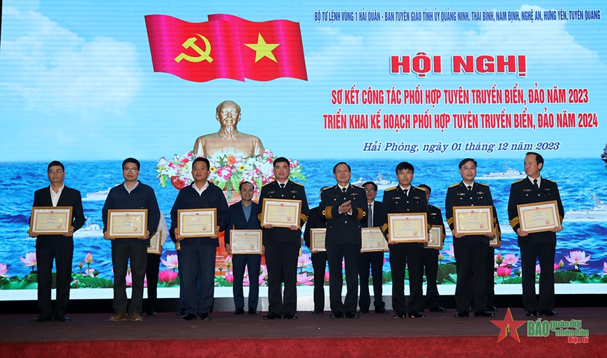 Vùng 1 Hải quân: Triển khai nhiệm vụ công tác phối hợp tuyên truyền biển, đảo năm 2024 Vùng 1 Hải quân: Triển khai nhiệm vụ công tác phối hợp tuyên truyền biển, đảo năm 2024