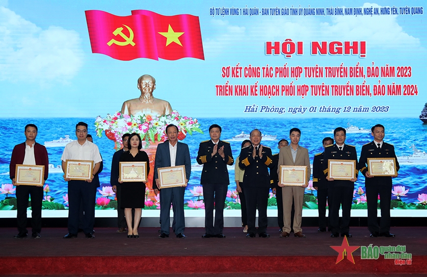 Vùng 1 Hải quân: Triển khai nhiệm vụ công tác phối hợp tuyên truyền biển, đảo năm 2024 Vùng 1 Hải quân: Triển khai nhiệm vụ công tác phối hợp tuyên truyền biển, đảo năm 2024