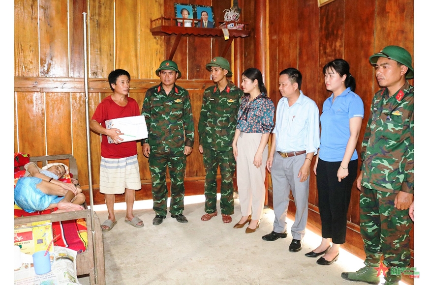 Nghĩa tình bộ đội Ngự Bình