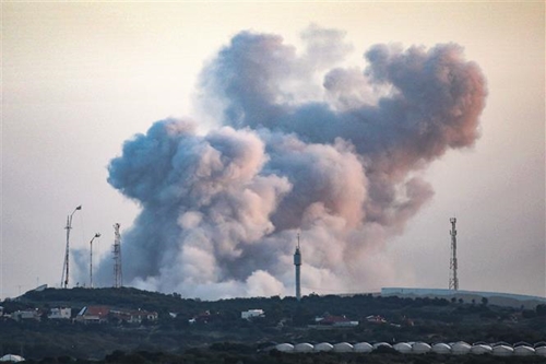  Quân đội Israel bắt đầu tấn công trên bộ vào phía Nam Gaza
