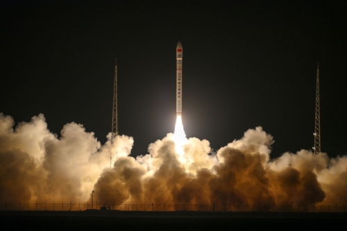 Trung Quốc phóng thành công tên lửa thương mại, đưa 2 vệ tinh mới vào quỹ đạo