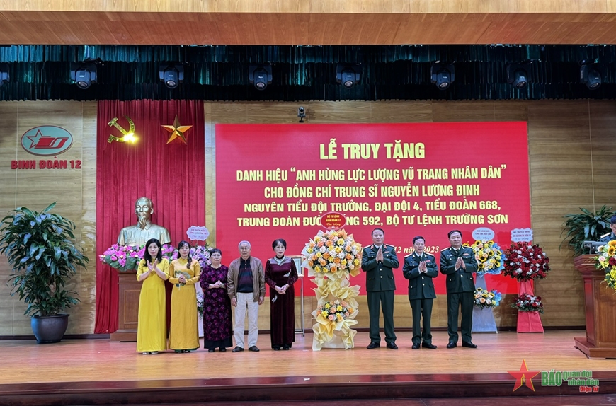 Truy tặng danh hiệu Anh hùng Lực lượng vũ trang nhân dân đối với Trung sĩ Nguyễn Lương Định