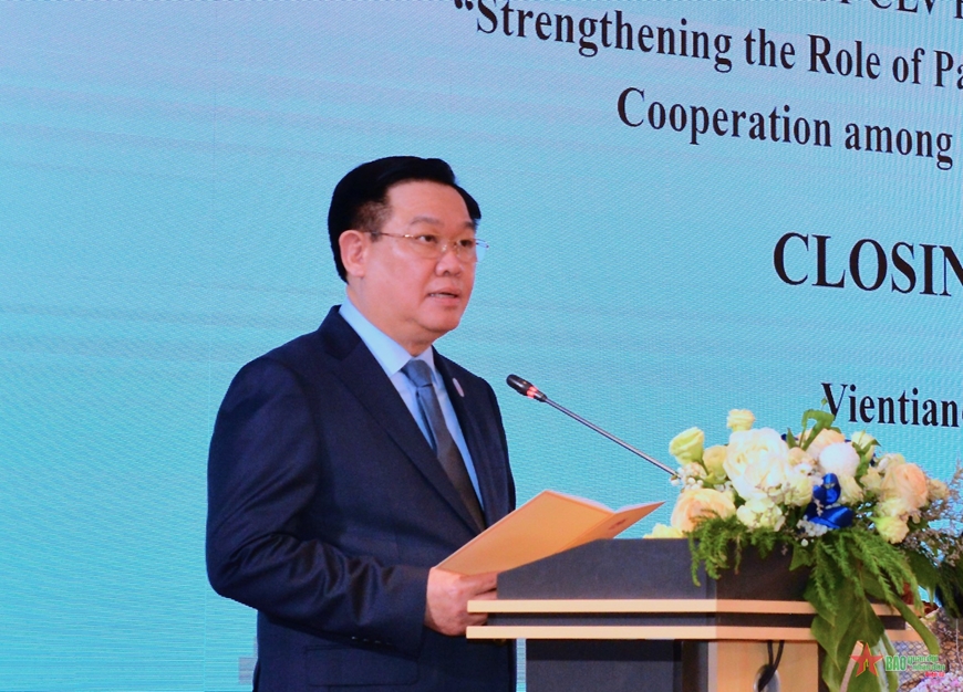 Chủ tịch Quốc hội Vương Đình Huệ tiếp nhận trọng trách nước chủ nhà Hội nghị cấp cao Quốc hội 3 nước CLV lần thứ hai