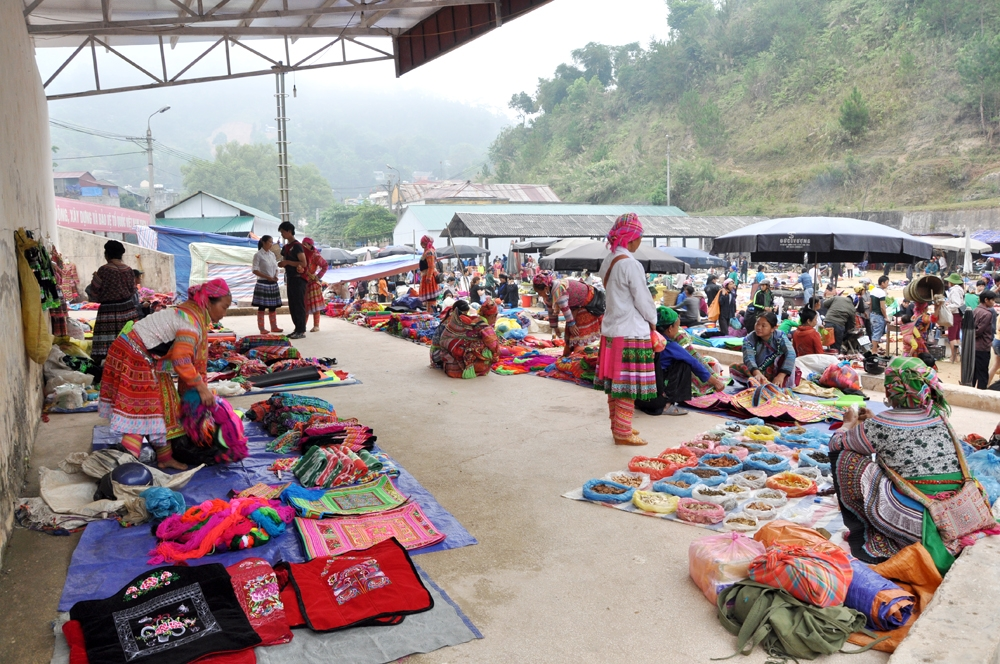 Hỏi-đáp pháp luật: Đầu tư xây dựng, nâng cấp, sửa chữa cơ sở hạ tầng cho các thôn, bản có dân tộc khó khăn đặc thù