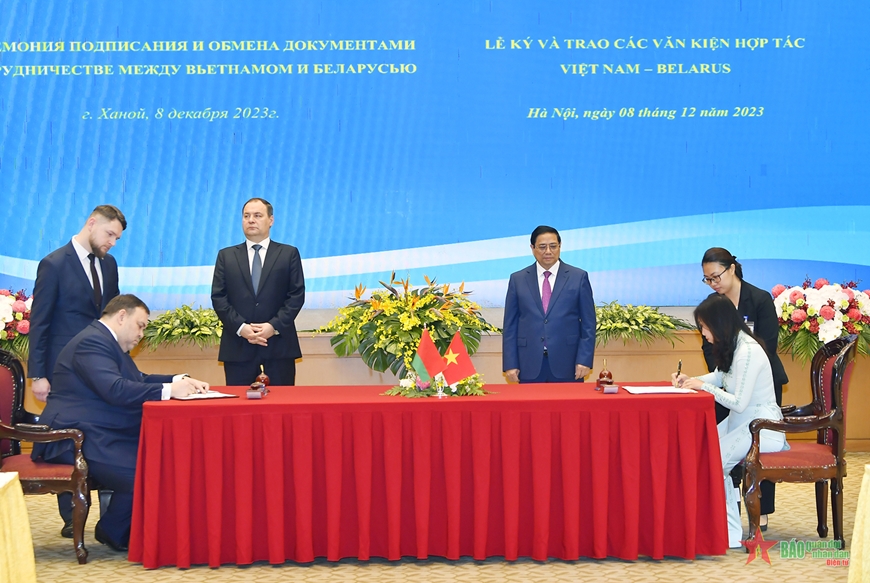 Thủ tướng Phạm Minh Chính hội đàm với Thủ tướng Belarus