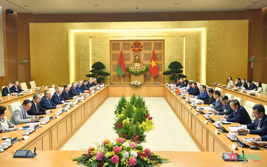 Thủ tướng Phạm Minh Chính hội đàm với Thủ tướng Belarus