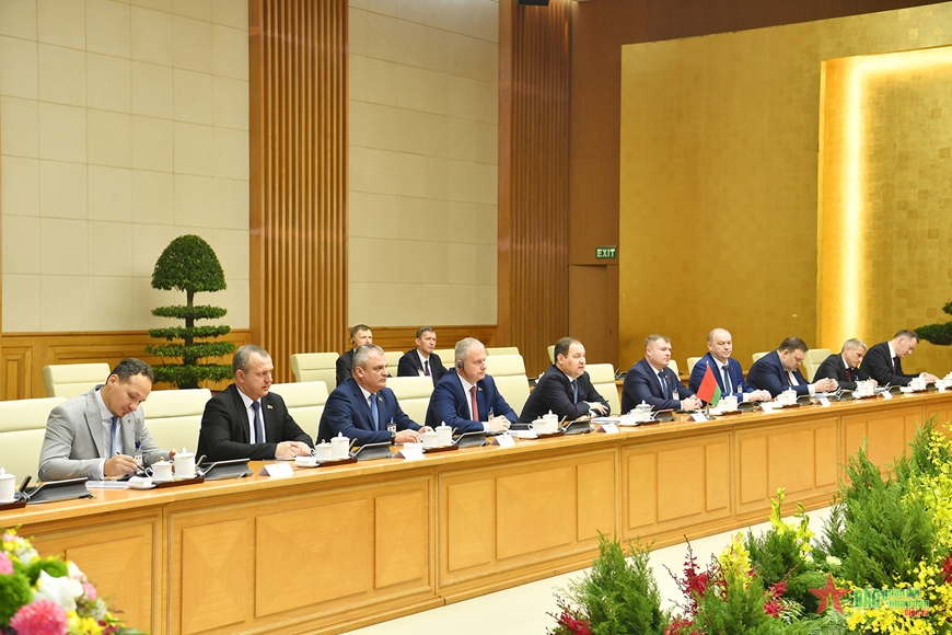 Thủ tướng Phạm Minh Chính hội đàm với Thủ tướng Belarus