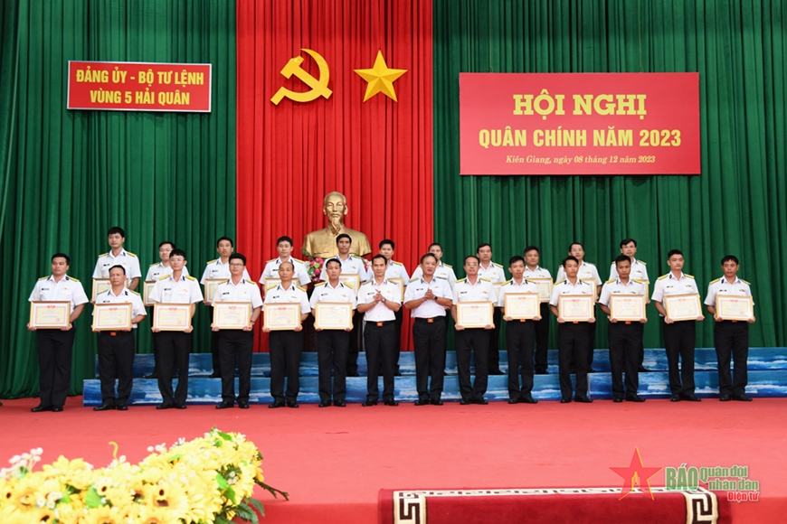Vùng 5 Hải quân hoàn thành xuất sắc nhiệm vụ bảo vệ vững chắc chủ quyền biển, đảo Tây Nam của Tổ quốc