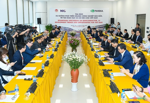 Hiện thực hóa tiềm năng hợp tác ngành công nghiệp bán dẫn giữa Việt Nam-Hoa Kỳ