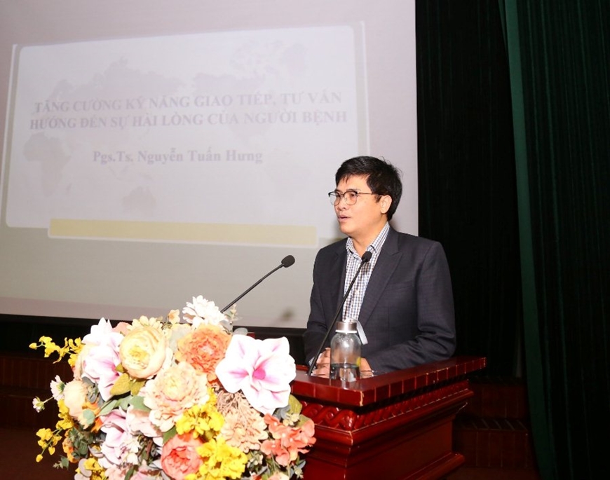 Bệnh viện Bỏng Quốc gia Lê Hữu Trác tập huấn quy tắc ứng xử cho cán bộ, nhân viên, chiến sĩ