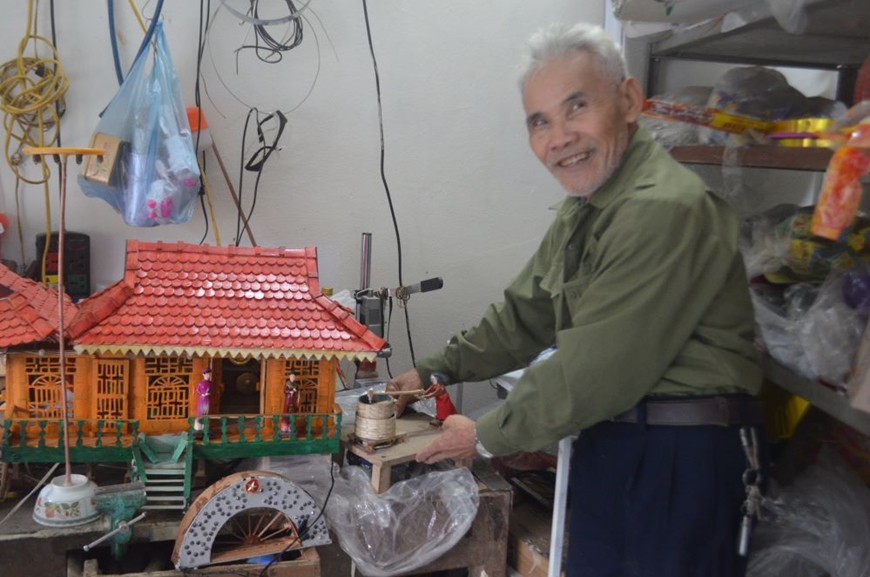 <a title="Báo Quân đội nhân dân | Tin tức quân đội, quốc phòng | Bảo vệ Tổ quốc" style="text-align:center;" href="https://www.qdnd.vn"><img src="https://file3.qdnd.vn/data/images/0/2021/08/11/linh/bannerv2.png" class="vllogo"></a>