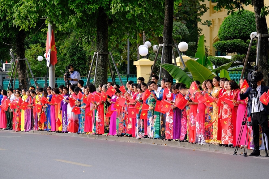 <a title="Báo Quân đội nhân dân | Tin tức quân đội, quốc phòng | Bảo vệ Tổ quốc" style="text-align:center;" href="https://www.qdnd.vn"><img src="https://file3.qdnd.vn/data/images/0/2021/08/11/linh/bannerv2.png" class="vllogo"></a>