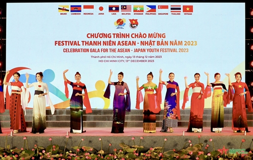 Phó thủ tướng Trần Lưu Quang dự chương trình chào mừng Festival thanh niên ASEAN - Nhật Bản năm 2023
