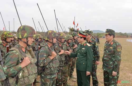 Thượng tướng Nguyễn Tân Cương kiểm tra công tác chuẩn bị diễn tập của Quân đoàn 12