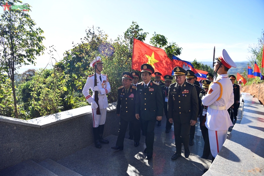 <a title="Báo Quân đội nhân dân | Tin tức quân đội, quốc phòng | Bảo vệ Tổ quốc" style="text-align:center;" href="https://www.qdnd.vn"><img src="https://file3.qdnd.vn/data/images/0/2021/08/11/linh/bannerv2.png" class="vllogo"></a>