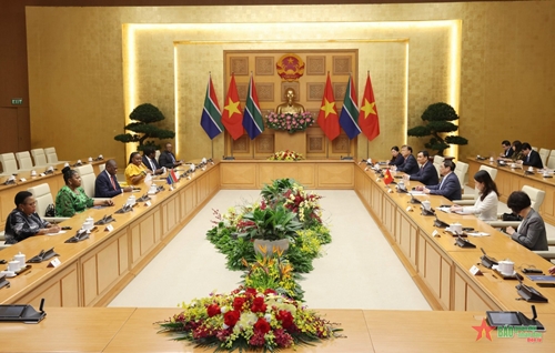 Thủ tướng Phạm Minh Chính tiếp Phó tổng thống Cộng hòa Nam Phi Paul Mashatile
