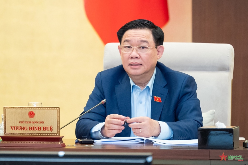 <a title="Báo Quân đội nhân dân | Tin tức quân đội, quốc phòng | Bảo vệ Tổ quốc" style="text-align:center;" href="https://www.qdnd.vn"><img src="https://file3.qdnd.vn/data/images/0/2021/08/11/linh/bannerv2.png" class="vllogo"></a>