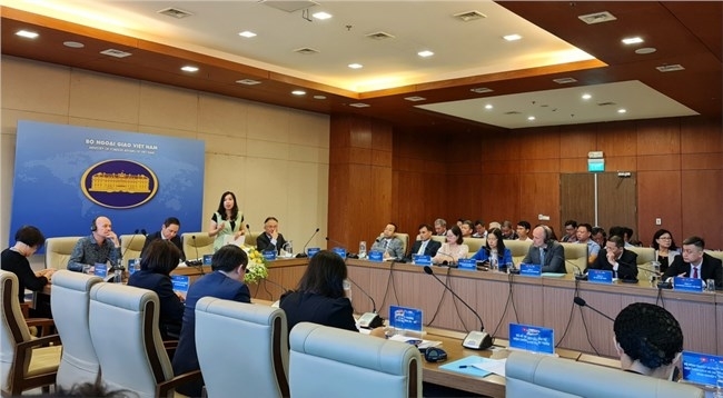 <a title="Báo Quân đội nhân dân | Tin tức quân đội, quốc phòng | Bảo vệ Tổ quốc" style="text-align:center;" href="https://www.qdnd.vn"><img src="https://file3.qdnd.vn/data/images/0/2021/08/11/linh/bannerv2.png" class="vllogo"></a>