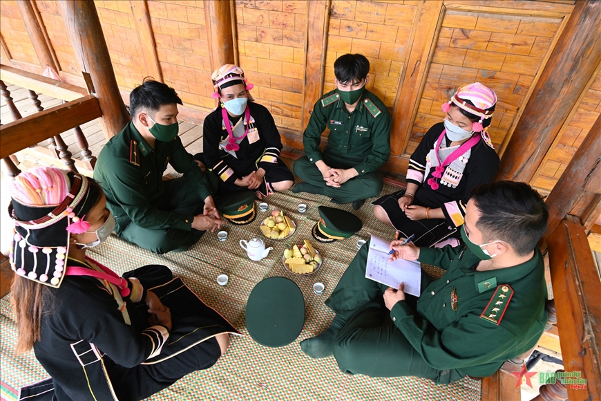 <a title="Báo Quân đội nhân dân | Tin tức quân đội, quốc phòng | Bảo vệ Tổ quốc" style="text-align:center;" href="https://www.qdnd.vn"><img src="https://file3.qdnd.vn/data/images/0/2021/08/11/linh/bannerv2.png" class="vllogo"></a>