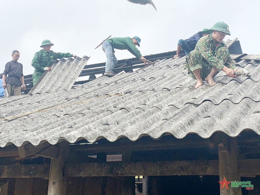 <a title="Báo Quân đội nhân dân | Tin tức quân đội, quốc phòng | Bảo vệ Tổ quốc" style="text-align:center;" href="https://www.qdnd.vn"><img src="https://file3.qdnd.vn/data/images/0/2021/08/11/linh/bannerv2.png" class="vllogo"></a>