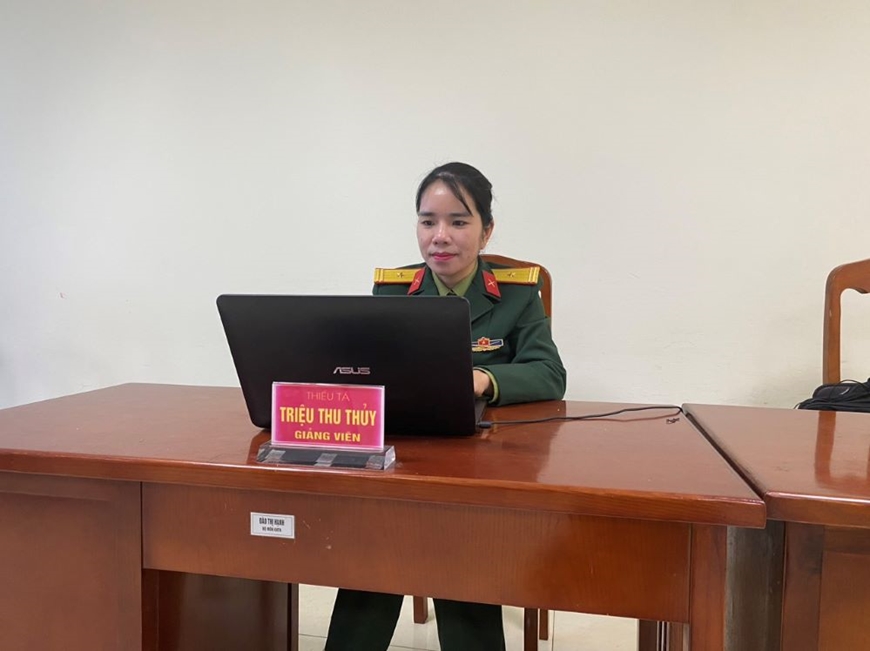 Chất văn chương trong tâm hồn nữ giảng viên Toán học