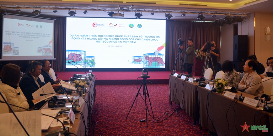 <a title="Báo Quân đội nhân dân | Tin tức quân đội, quốc phòng | Bảo vệ Tổ quốc" style="text-align:center;" href="https://www.qdnd.vn"><img src="https://file3.qdnd.vn/data/images/0/2021/08/11/linh/bannerv2.png" class="vllogo"></a>