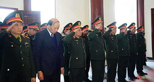 Đoàn công tác Quân ủy Trung ương, Bộ Quốc phòng dâng hương tại Khu di tích Quốc gia đặc biệt rừng Trần Hưng Đạo
