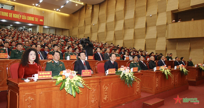 Truy tặng danh hiệu Anh hùng Lực lượng vũ trang nhân dân đối với Trung tướng Đặng Kinh 06