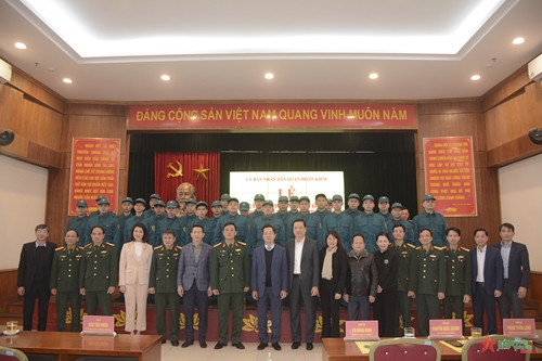 Quận Hoàn Kiếm thành lập Trung đội Dân quân thường trực