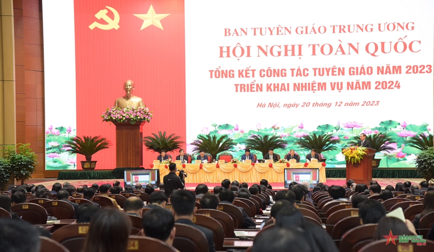 <a title="Báo Quân đội nhân dân | Tin tức quân đội, quốc phòng | Bảo vệ Tổ quốc" style="text-align:center;" href="https://www.qdnd.vn"><img src="https://file3.qdnd.vn/data/images/0/2021/08/11/linh/bannerv2.png" class="vllogo"></a>