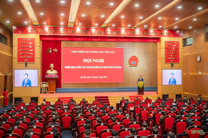<a title="Báo Quân đội nhân dân | Tin tức quân đội, quốc phòng | Bảo vệ Tổ quốc" style="text-align:center;" href="https://www.qdnd.vn"><img src="https://file3.qdnd.vn/data/images/0/2021/08/11/linh/bannerv2.png" class="vllogo"></a>