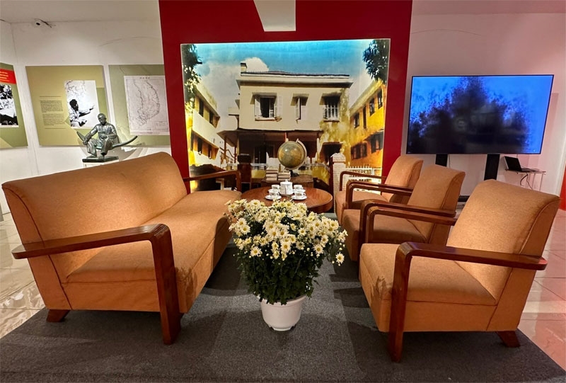 <a title="Báo Quân đội nhân dân | Tin tức quân đội, quốc phòng | Bảo vệ Tổ quốc" style="text-align:center;" href="https://www.qdnd.vn"><img src="https://file3.qdnd.vn/data/images/0/2021/08/11/linh/bannerv2.png" class="vllogo"></a>