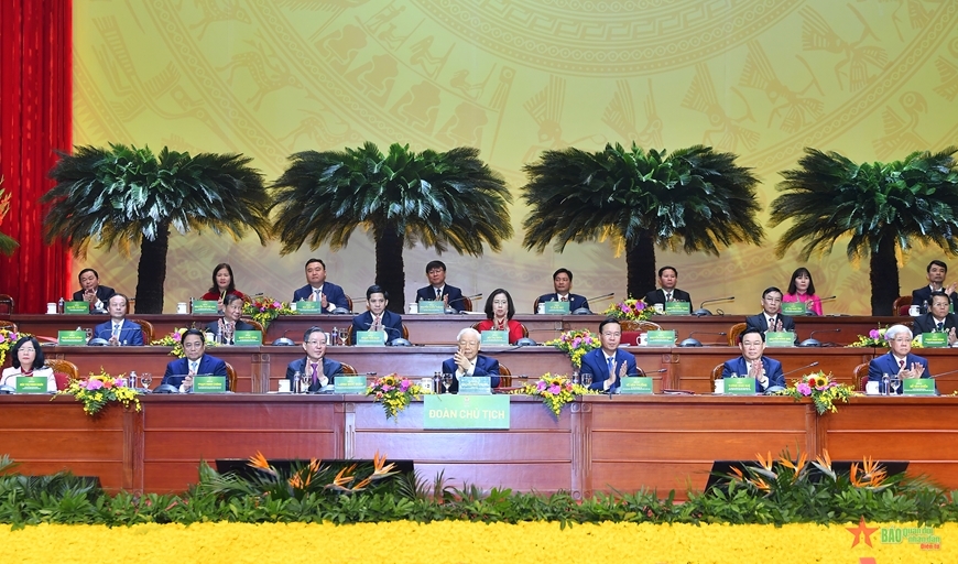 <a title="Báo Quân đội nhân dân | Tin tức quân đội, quốc phòng | Bảo vệ Tổ quốc" style="text-align:center;" href="https://www.qdnd.vn"><img src="https://file3.qdnd.vn/data/images/0/2021/08/11/linh/bannerv2.png" class="vllogo"></a>