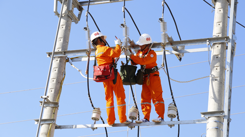 Thủ tướng Chính phủ Phạm Minh Chính chỉ đạo tập trung thực hiện quyết liệt, hiệu quả các giải pháp bảo đảm cung ứng điện