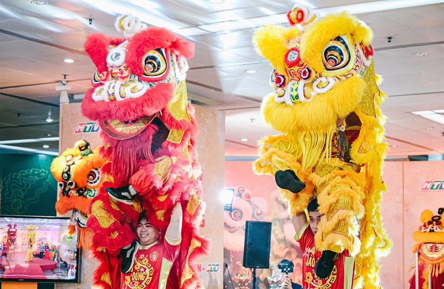 <a title="Báo Quân đội nhân dân | Tin tức quân đội, quốc phòng | Bảo vệ Tổ quốc" style="text-align:center;" href="https://www.qdnd.vn"><img src="https://file3.qdnd.vn/data/images/0/2021/08/11/linh/bannerv2.png" class="vllogo"></a>